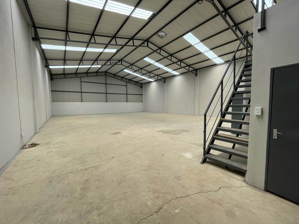483  m² Industrial space in Roodepoort Central photo number 2