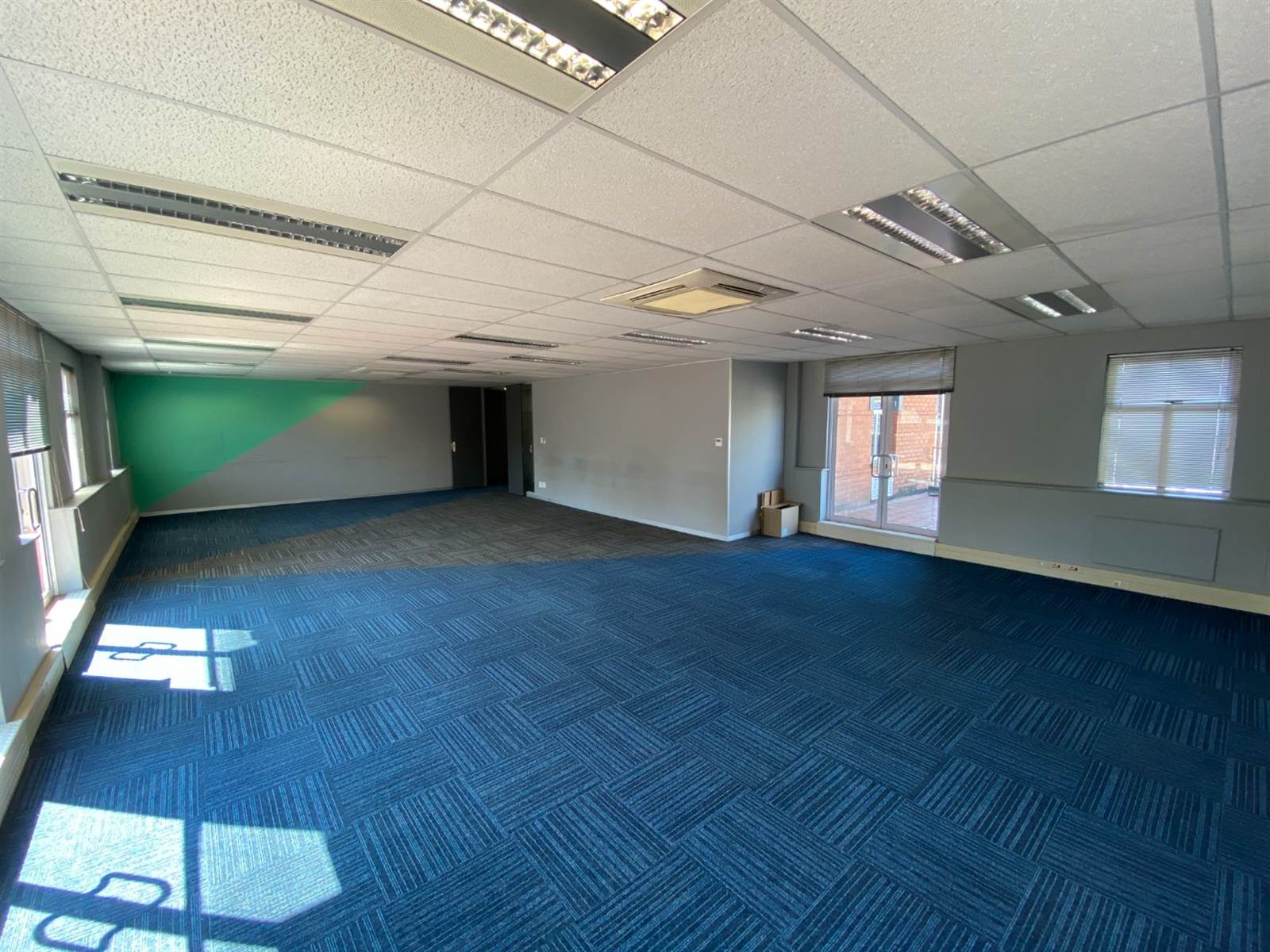 434  m² Office Space in Menlyn photo number 6