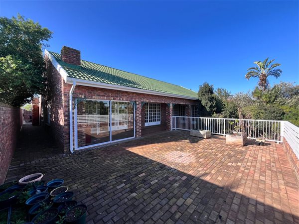 3 Bedroom House 3 Bedroom House