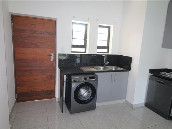 2 Bed Apartment in Escombe