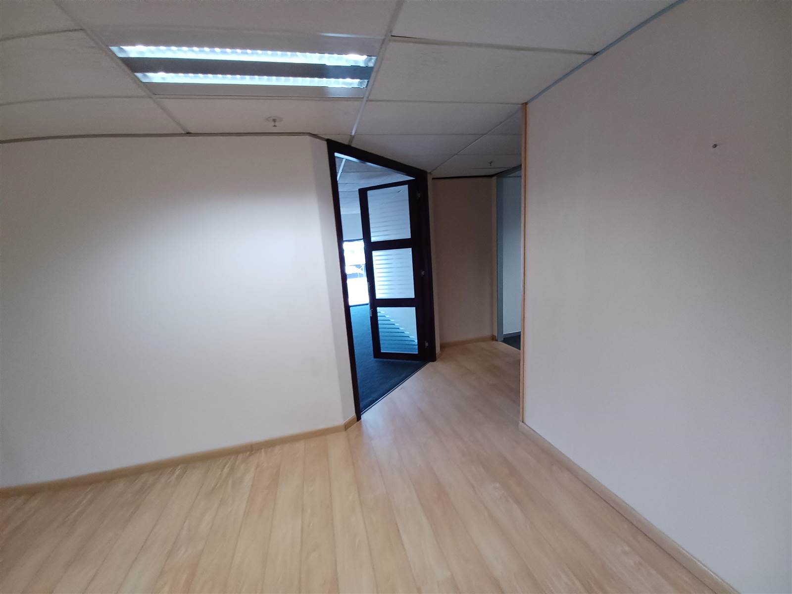 268  m² Commercial space in Sandown photo number 12