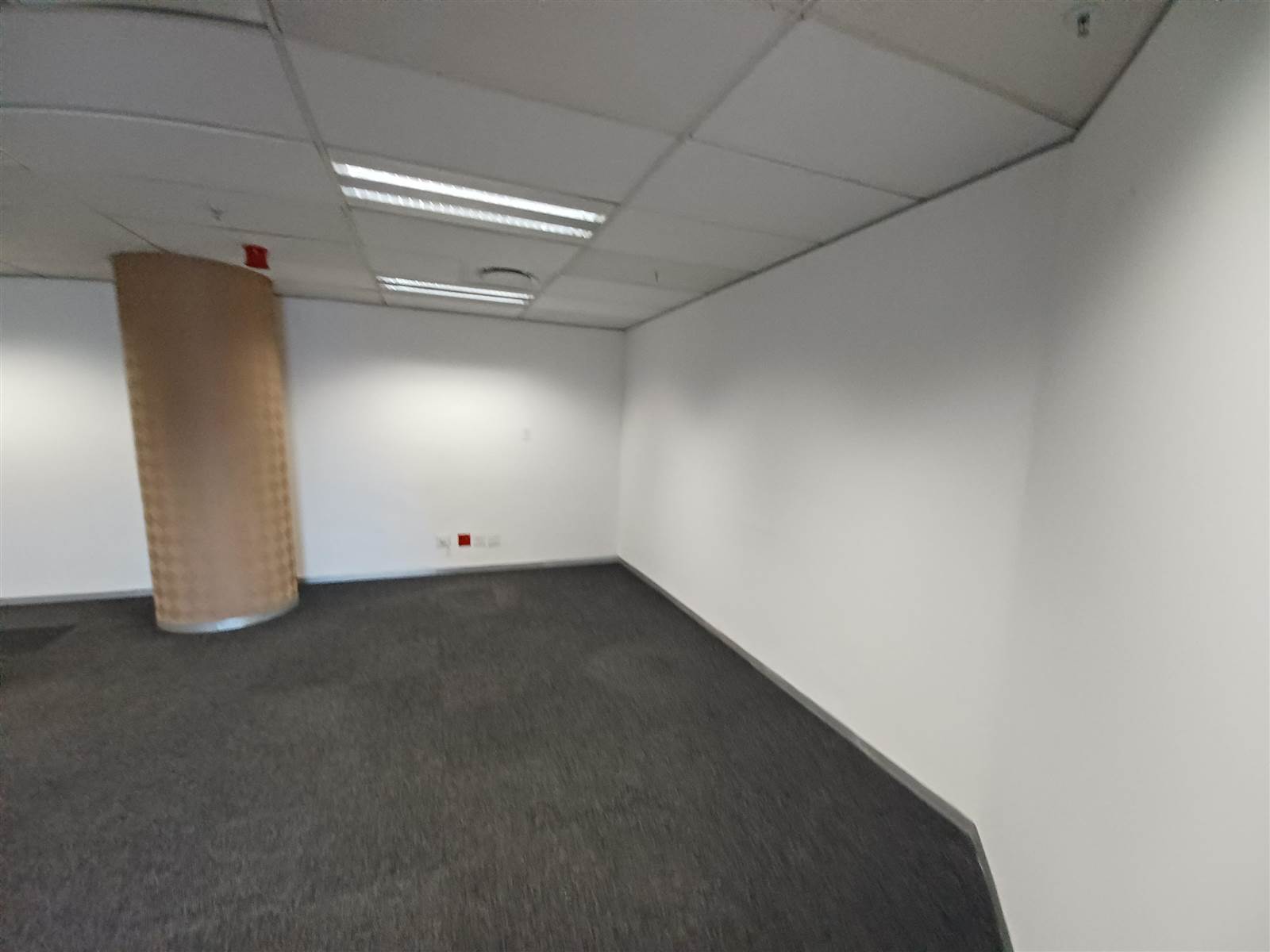 268  m² Commercial space in Sandown photo number 16