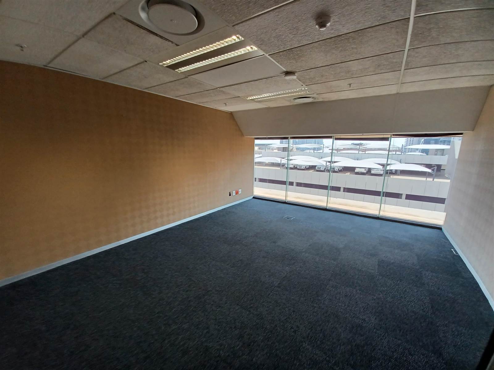 268  m² Commercial space in Sandown photo number 13