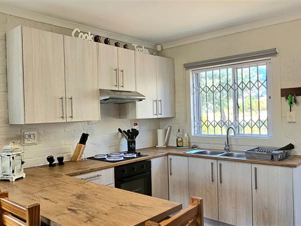 2 Bedroom House 2 Bedroom House