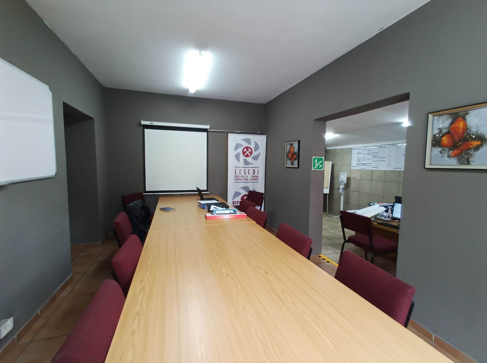 90  m² Commercial space in Rustenburg Central photo number 13