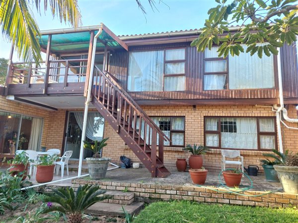 4 Bedroom House 4 Bedroom House