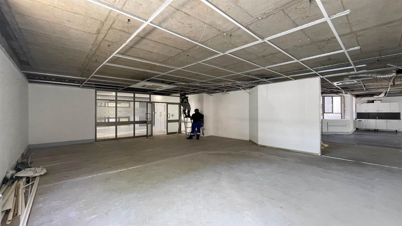 254  m² Retail Space in Tyger Valley photo number 2