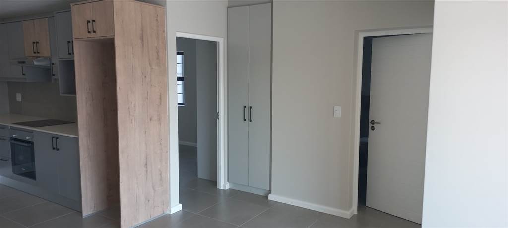 2 Bed Apartment in Haasendal photo number 8