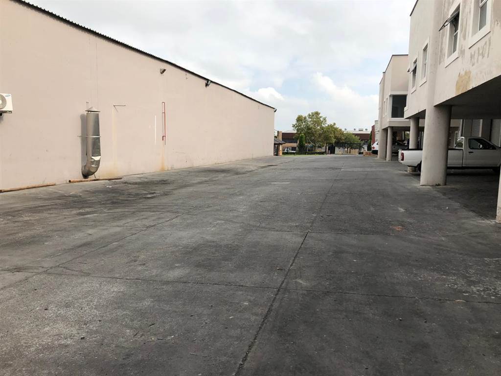 420  m² Industrial space in Spartan photo number 8