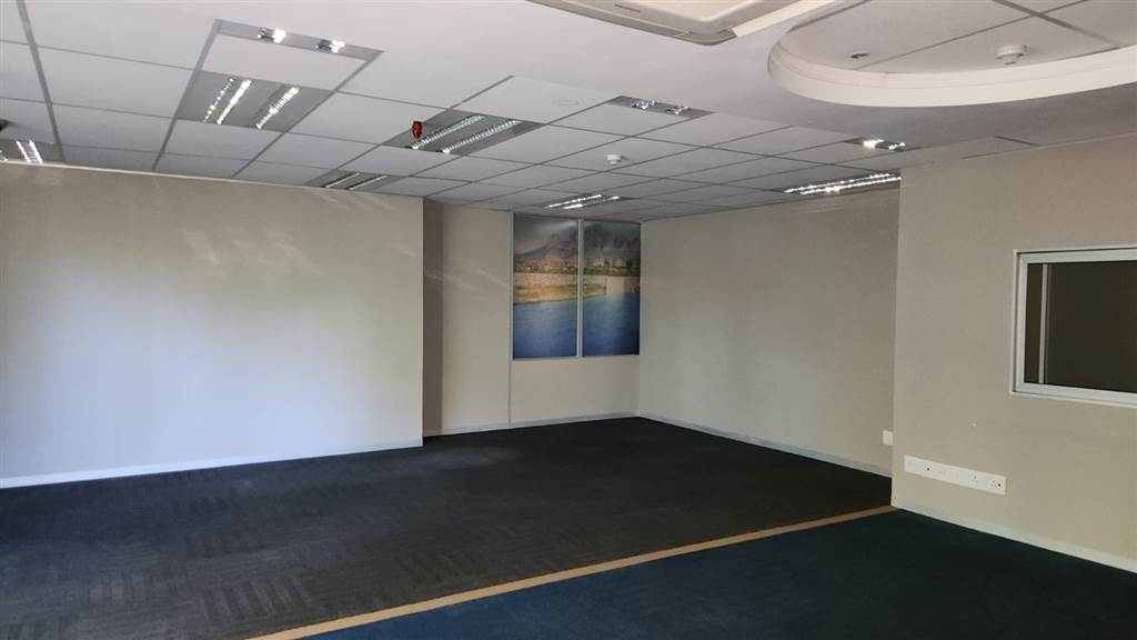 3757  m² Commercial space in Centurion CBD photo number 5