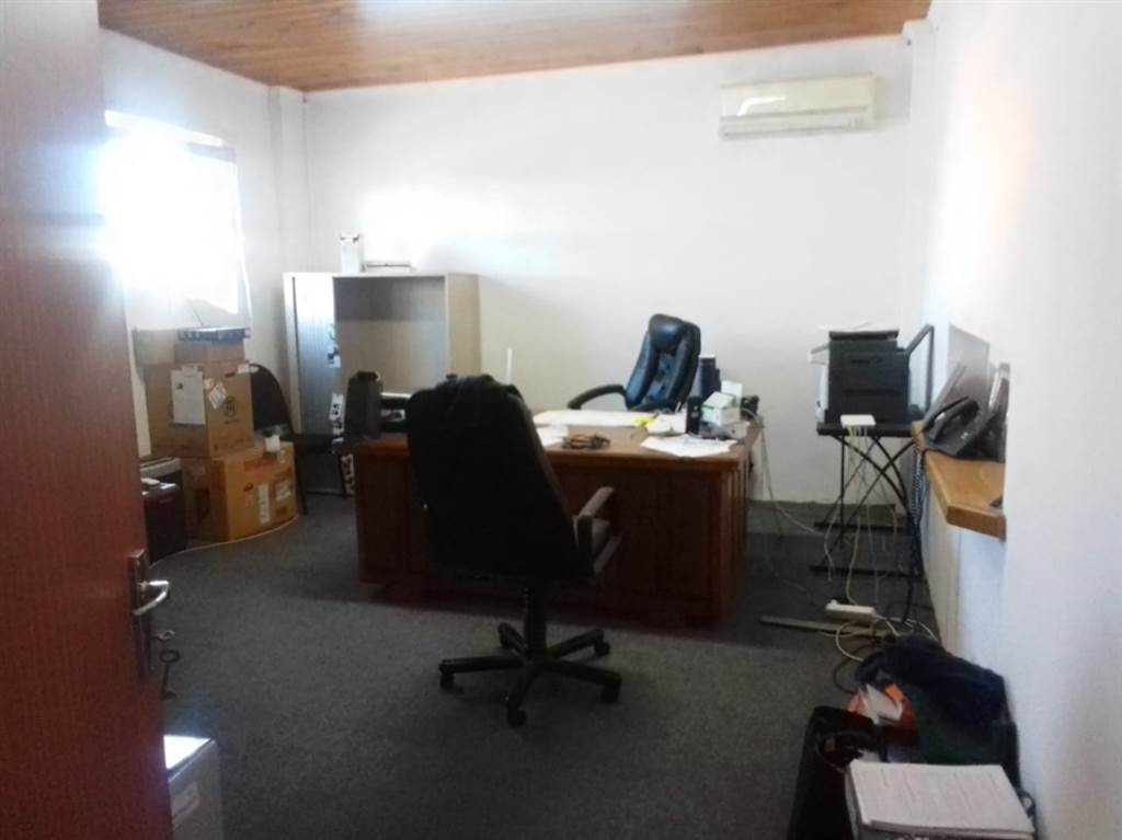 1000  m² Industrial space in Parow Valley photo number 6