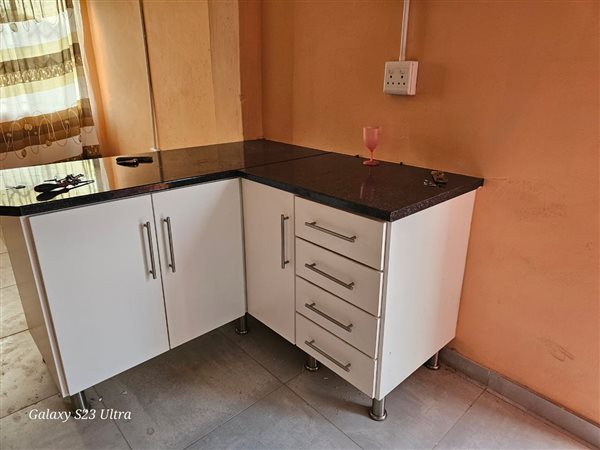 2 Bedroom House 2 Bedroom House