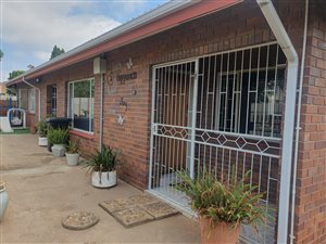 2 Bed Flat in Casseldale