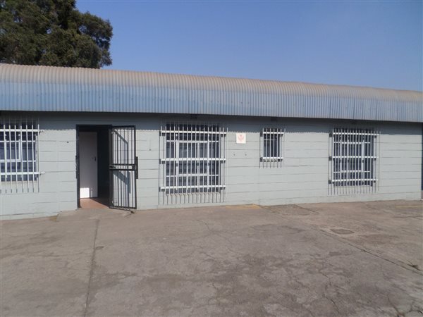 950  m² Industrial space