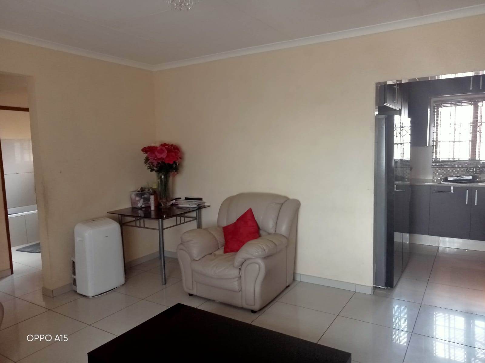 3 Bed House in Lesedi Park photo number 7