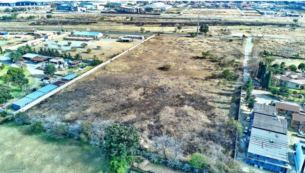 2.3 ha Land available in President Park photo number 3