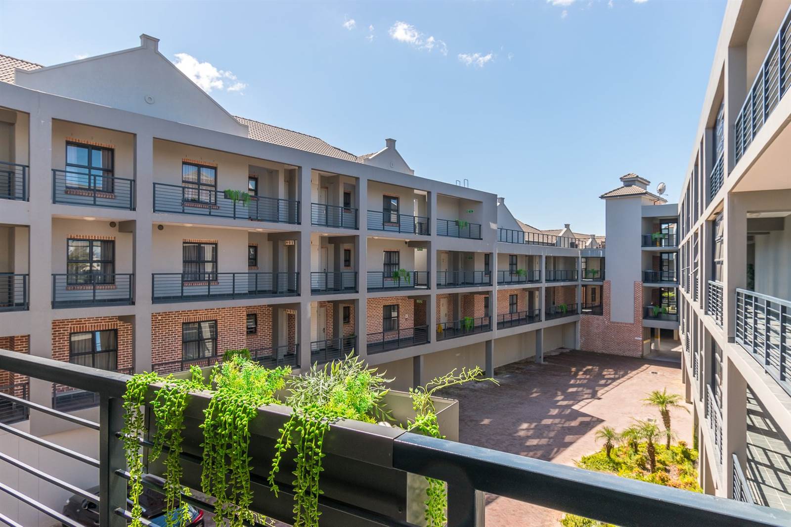 1 Bed Apartment in Durbanville Central photo number 25