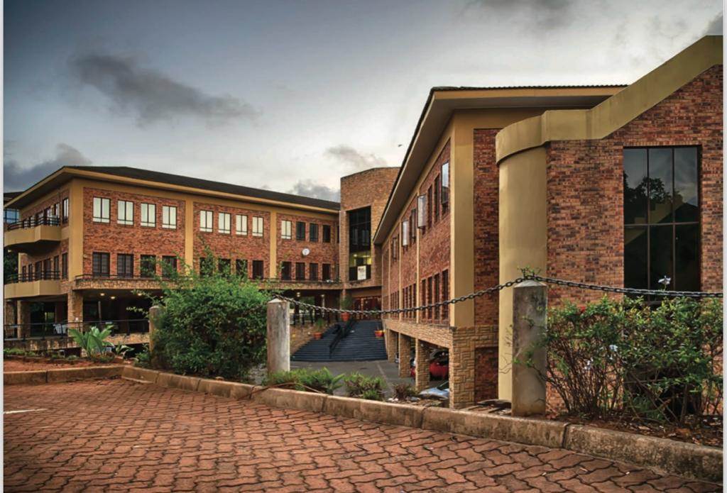 350  m² Office Space in Westville photo number 13