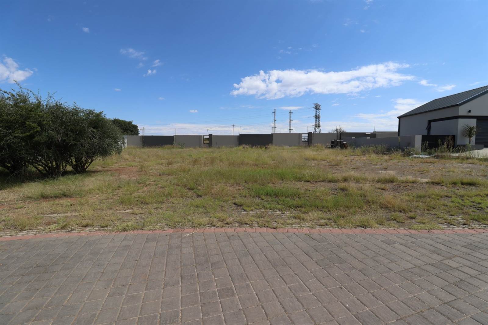620 m² Land available in Bayswater photo number 2