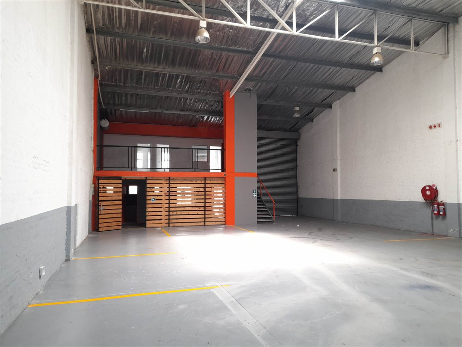 460  m² Commercial space in Spartan photo number 7