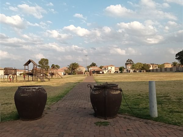 375 m² Land available in Brakpan North