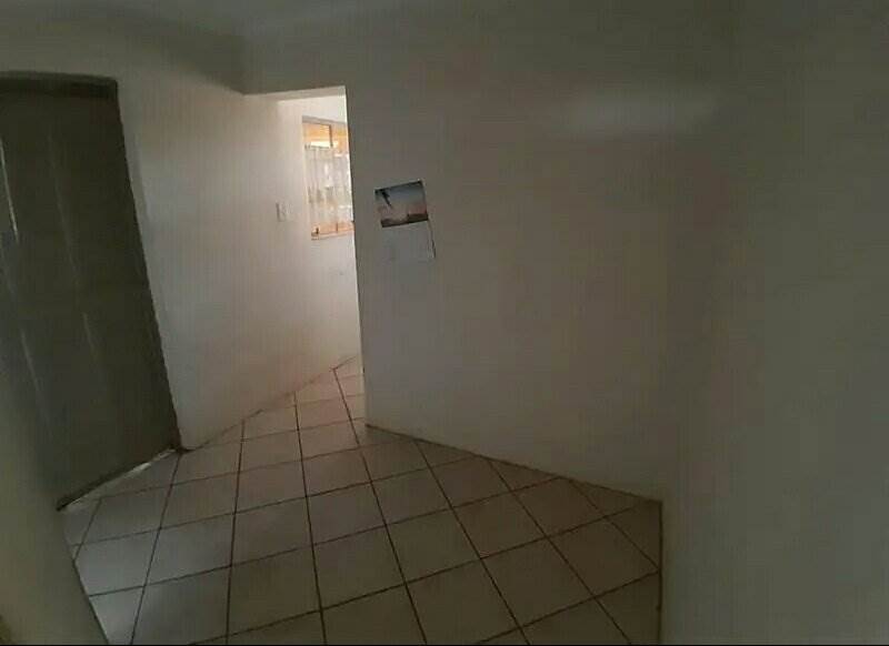 3 Bed House in Klerksdorp photo number 6