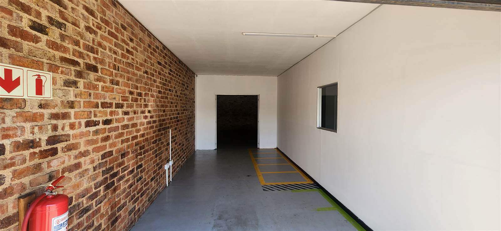 178  m² Industrial space in Isando photo number 2