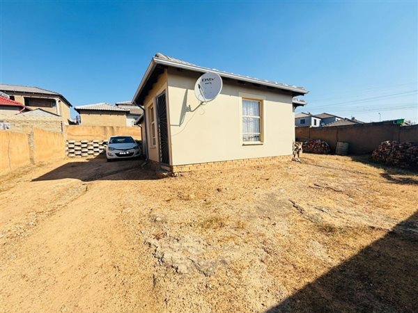 3 Bedroom House 3 Bedroom House