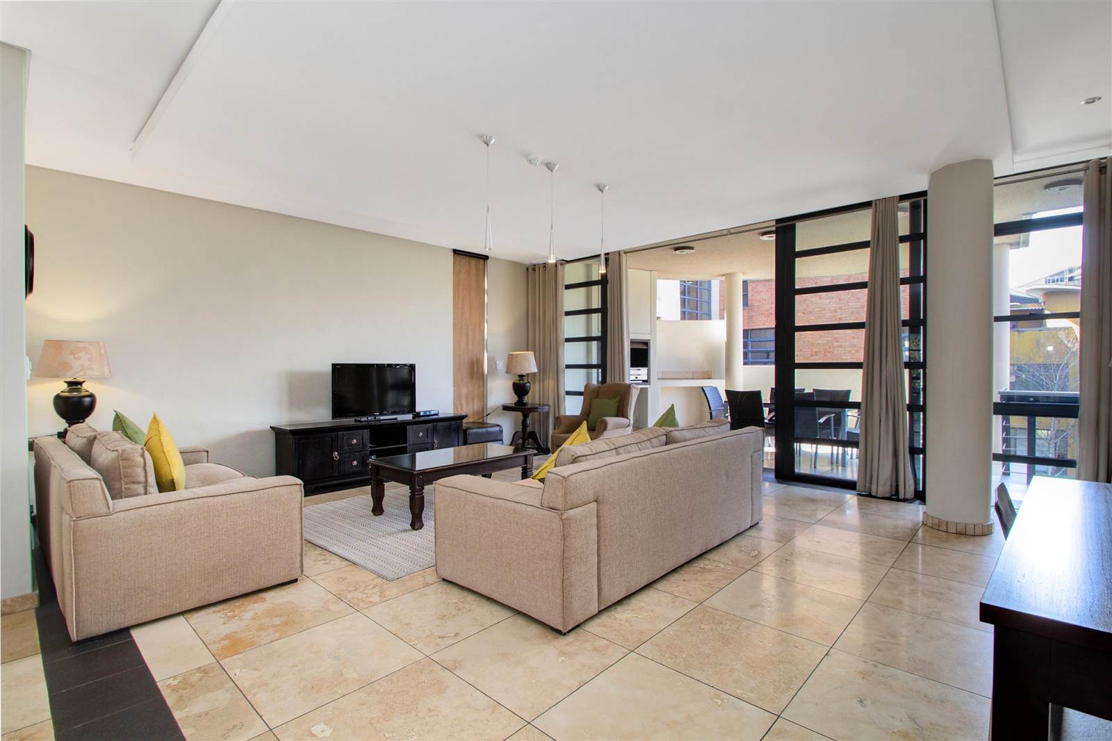 2 Bed Apartment in Melrose Arch photo number 3