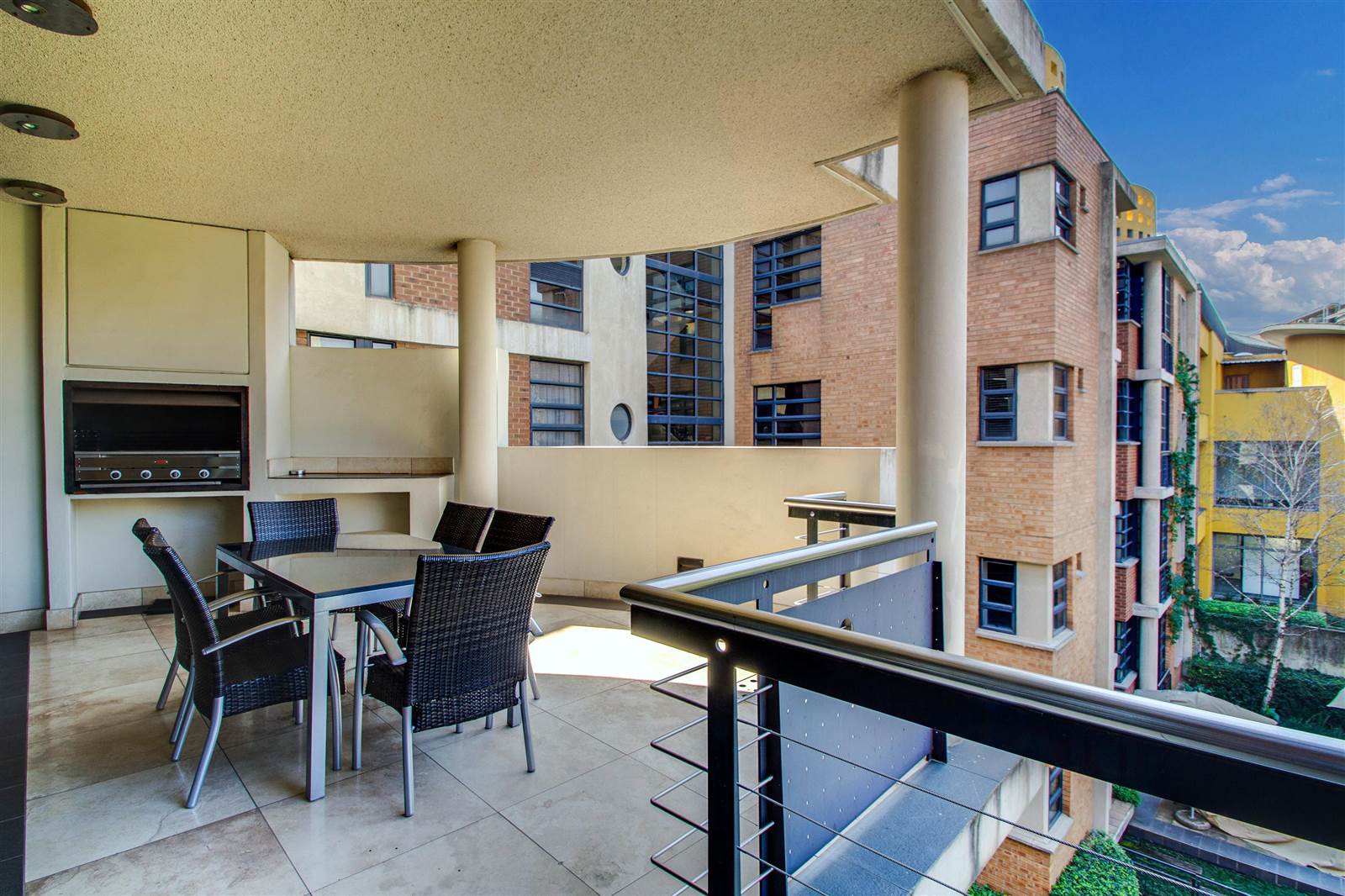 2 Bed Apartment in Melrose Arch photo number 22