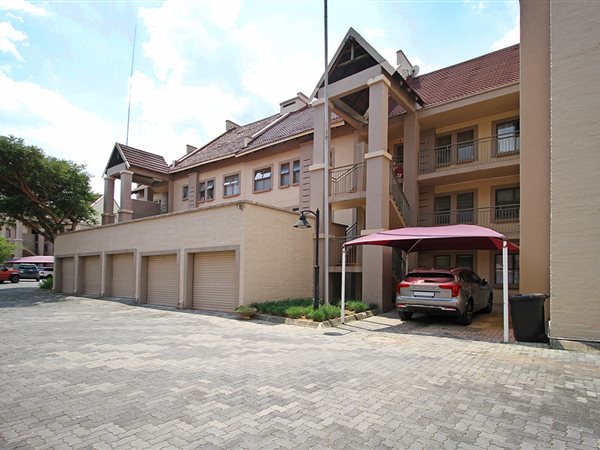 3 Bedroom Apartment 3 Bedroom Apartment