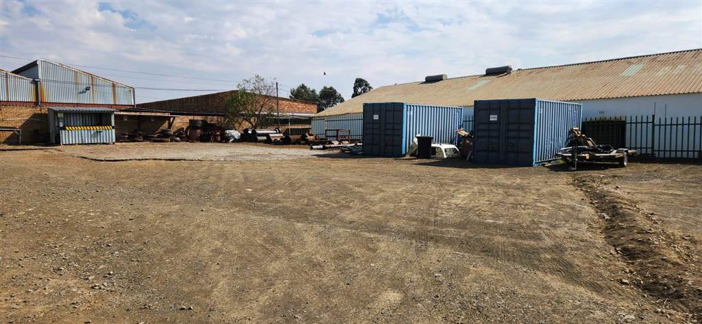 2974  m² Industrial space in Secunda photo number 3