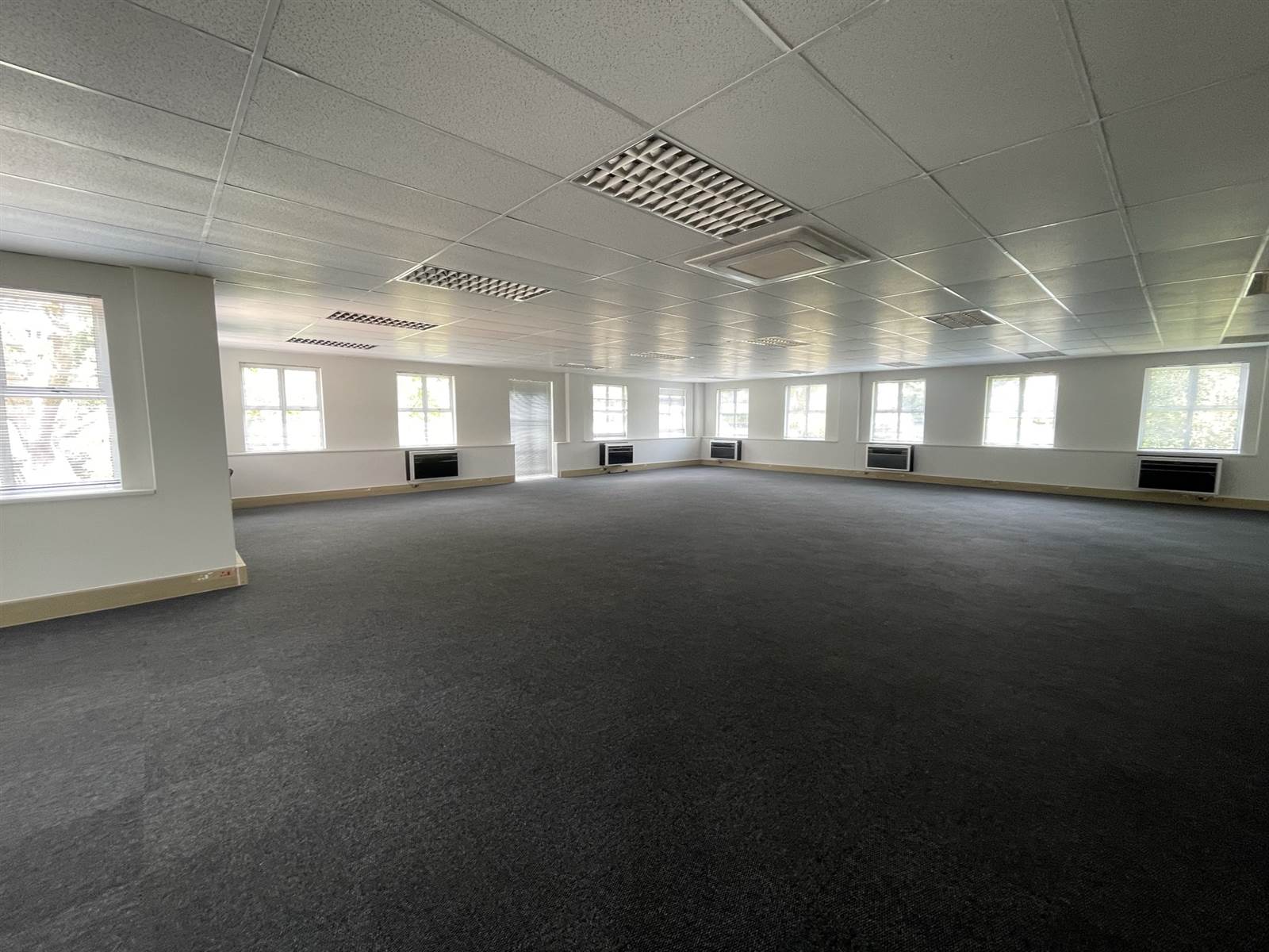 366  m² Commercial space in Dunkeld photo number 4