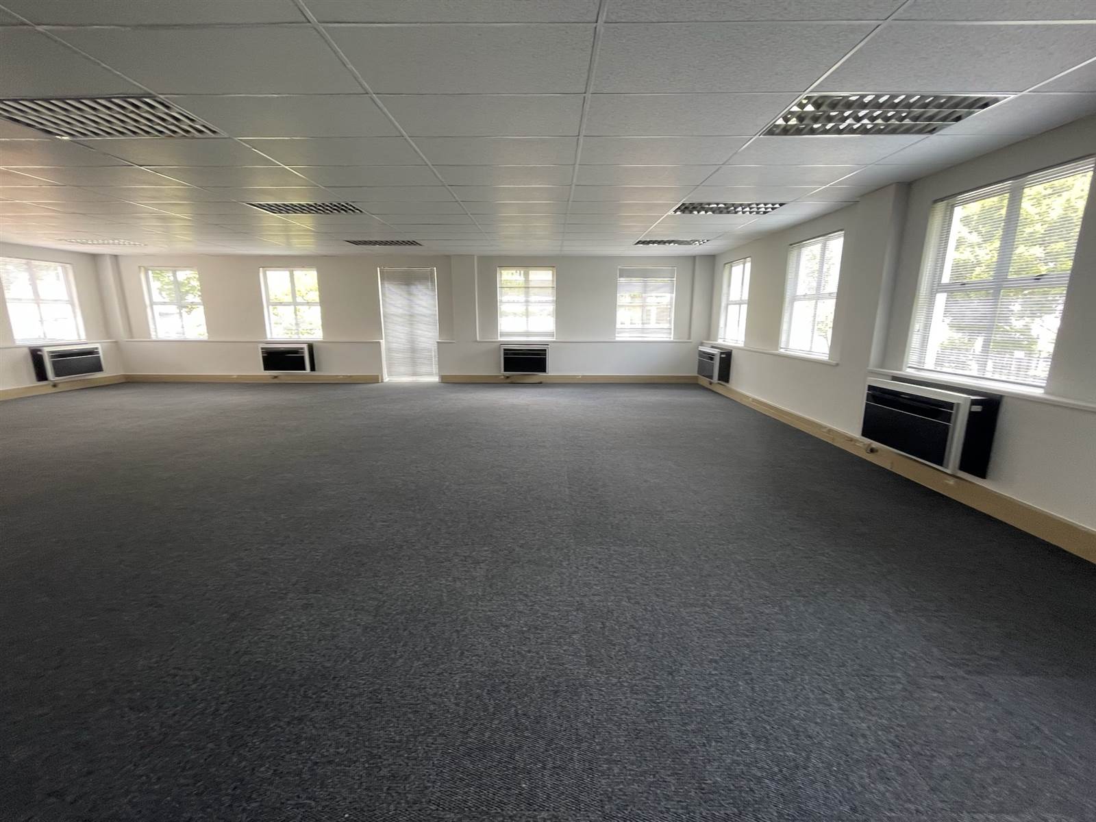 366  m² Commercial space in Dunkeld photo number 14