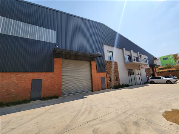 486  m² Industrial space