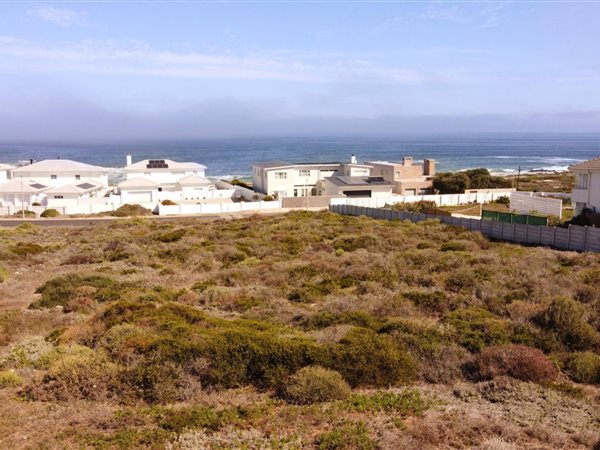 852 m² Land available in Yzerfontein