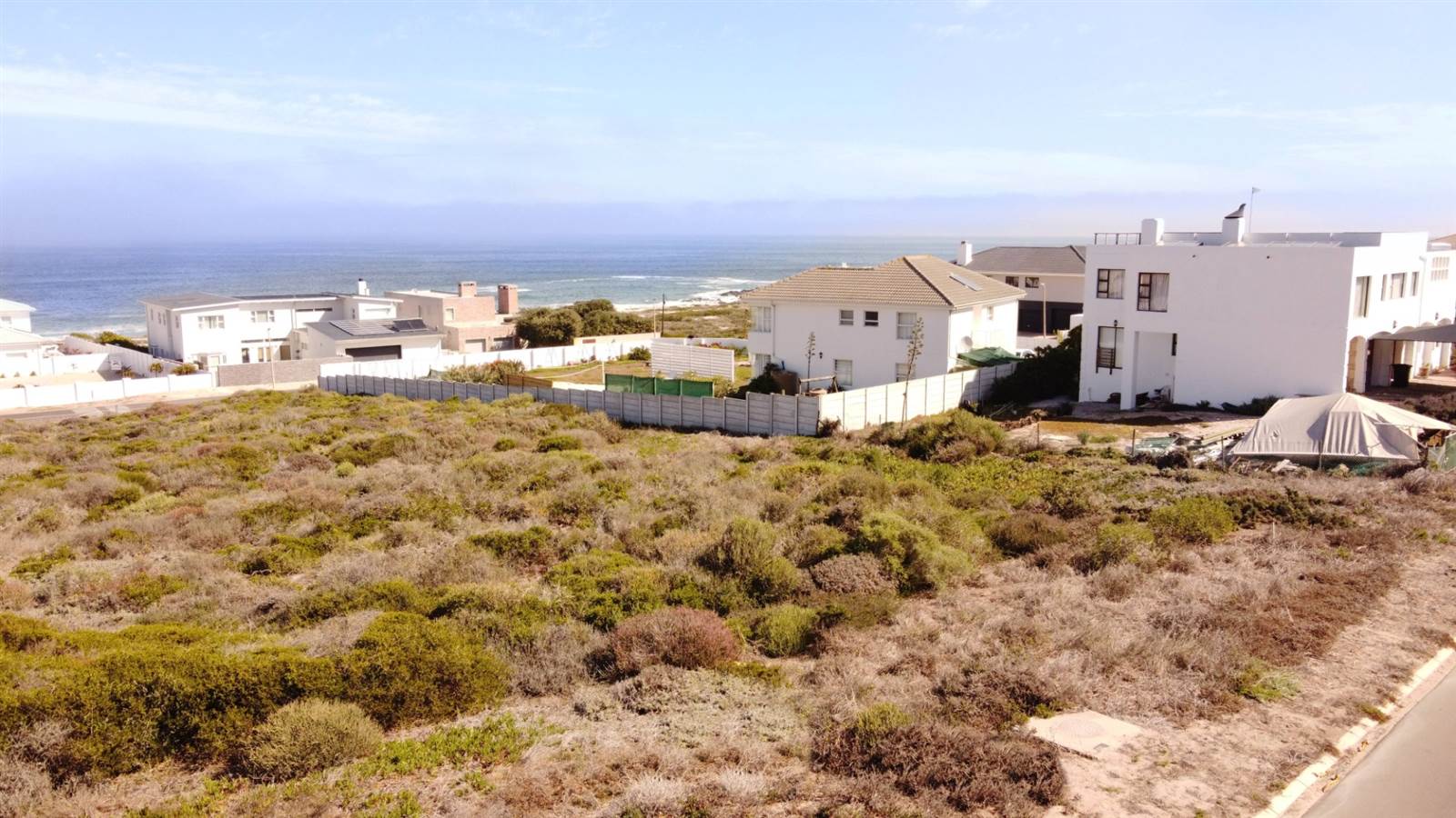 852 m² Land available in Yzerfontein photo number 2