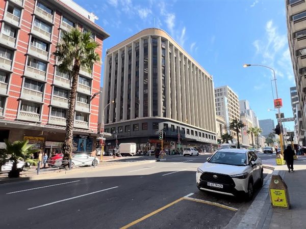 226  m² Retail Space in Cape Town City Centre