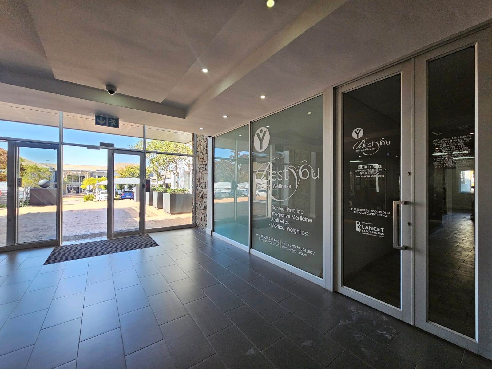 330  m² Commercial space in Bryanston photo number 14