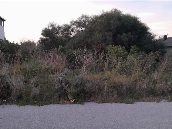 576 m² Land available in Fairview
