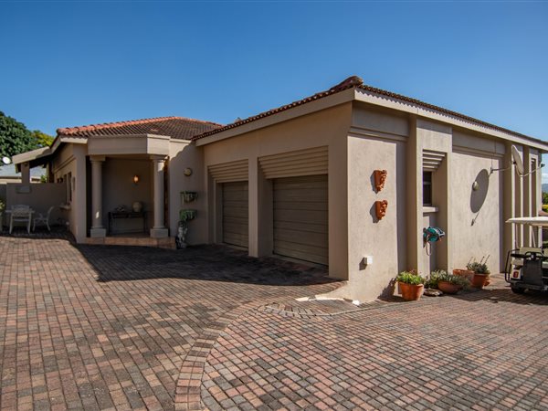 3 Bedroom House 3 Bedroom House