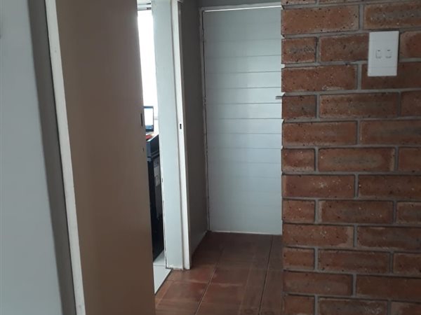 2 Bedroom Flat 2 Bedroom Flat