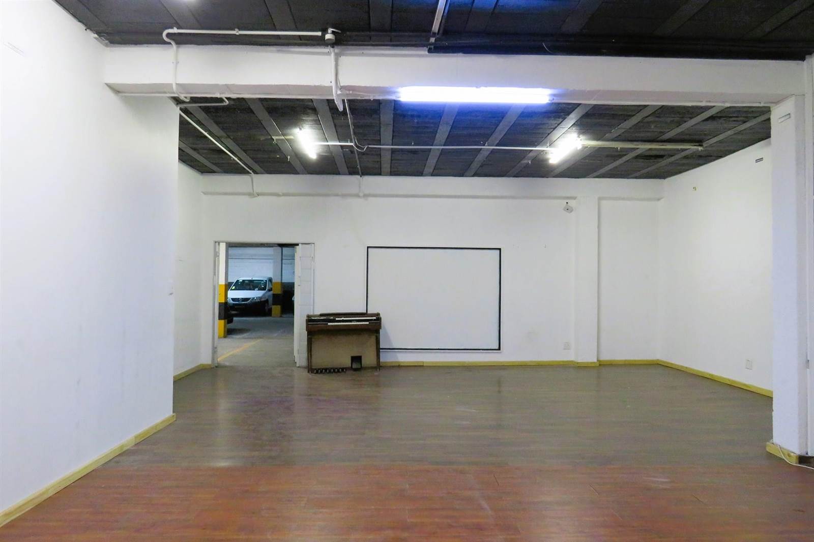 Commercial space in Bellville Central photo number 8