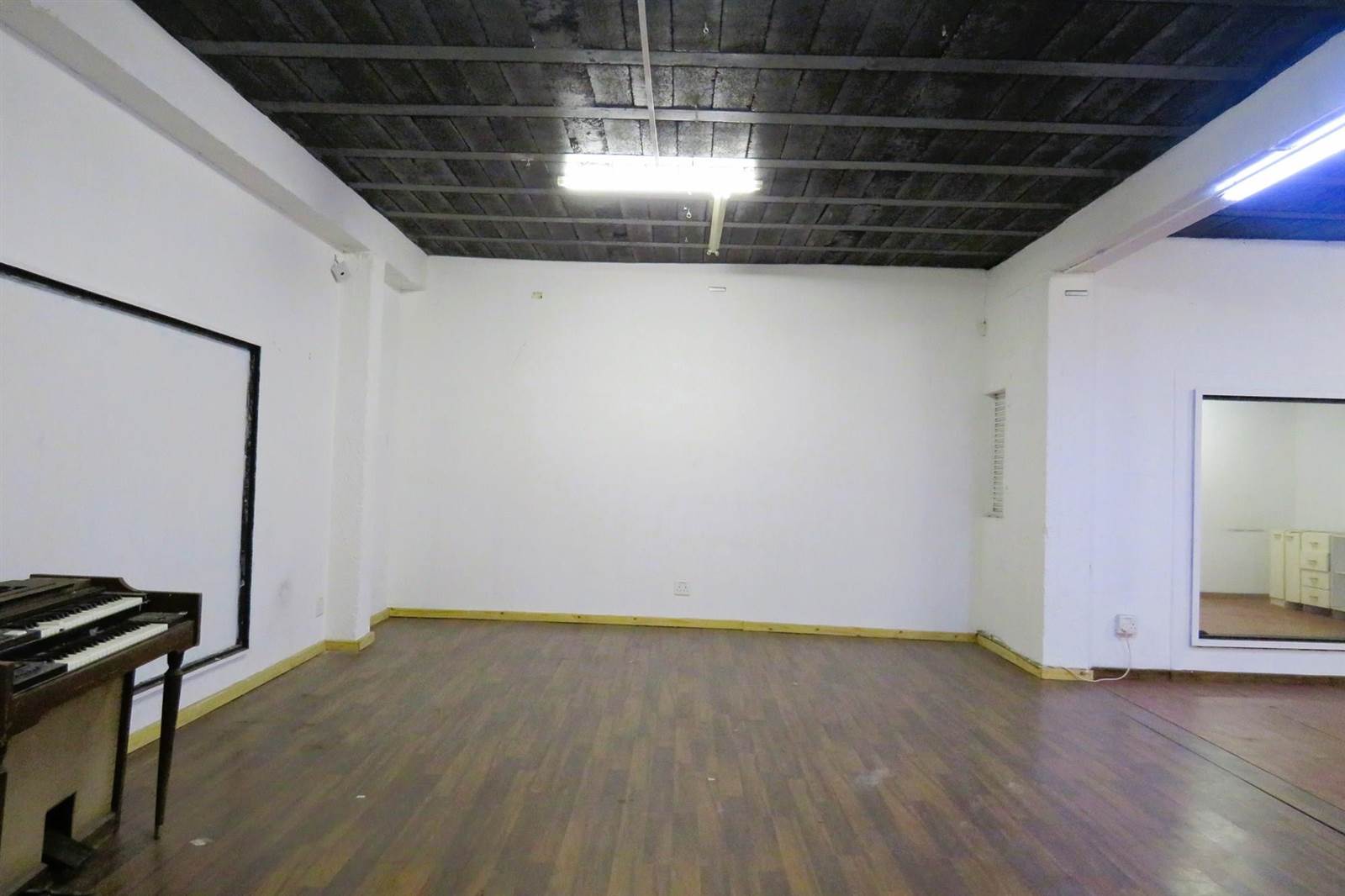 Commercial space in Bellville Central photo number 6