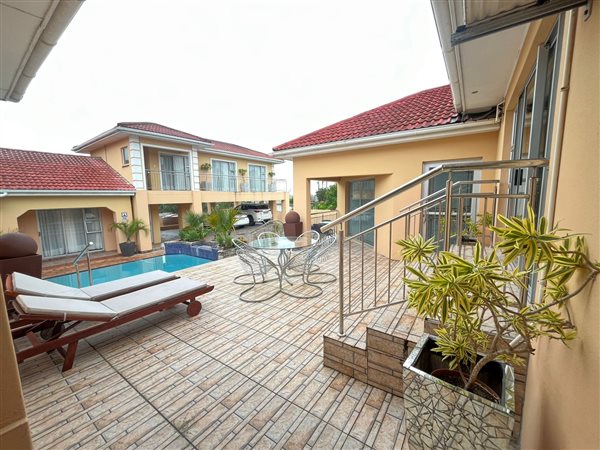 14 Bedroom House 14 Bedroom House
