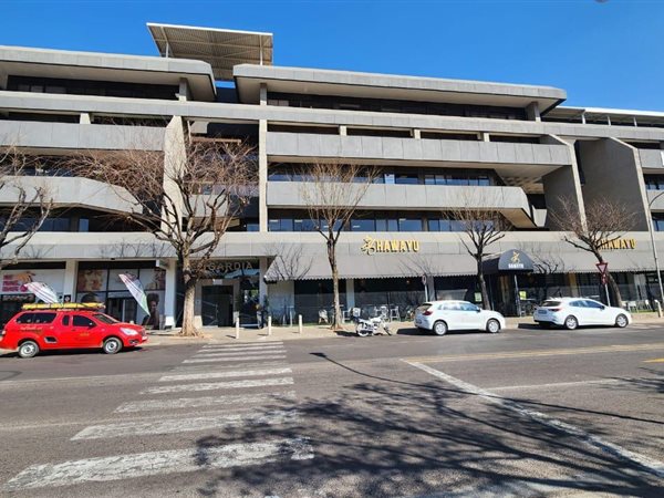 58  m² Commercial space