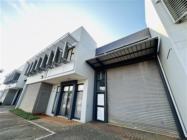 634  m² Commercial space