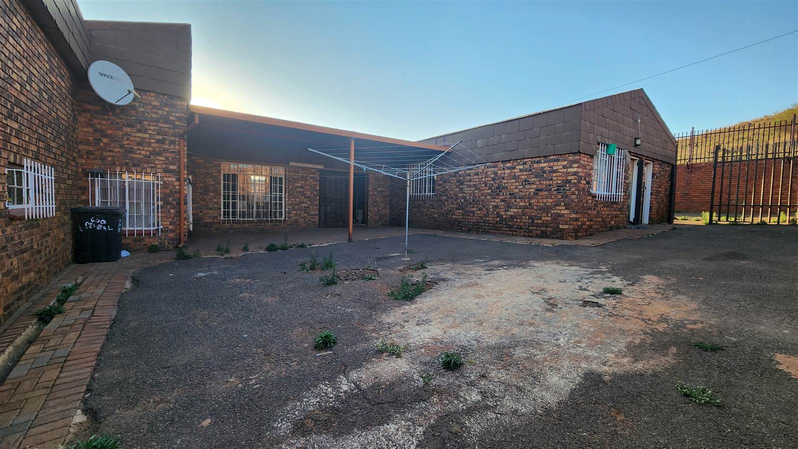 4 Bed House in Laudium photo number 17
