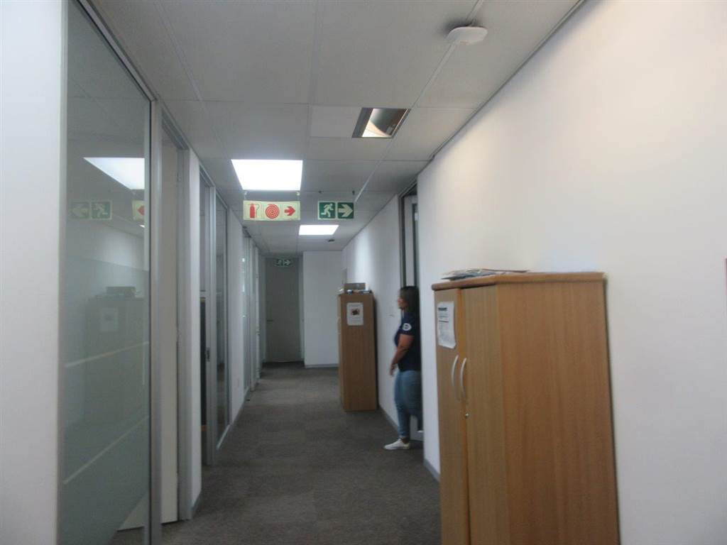 313  m² Commercial space in Greenacres photo number 5
