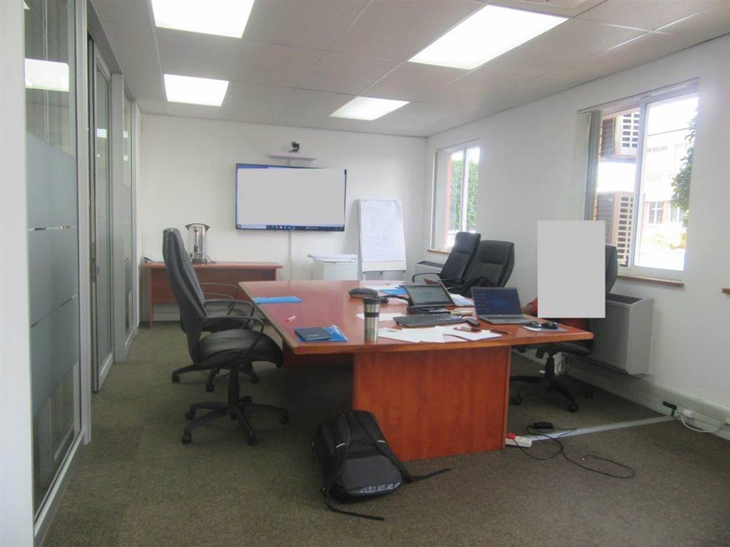 313  m² Commercial space in Greenacres photo number 8